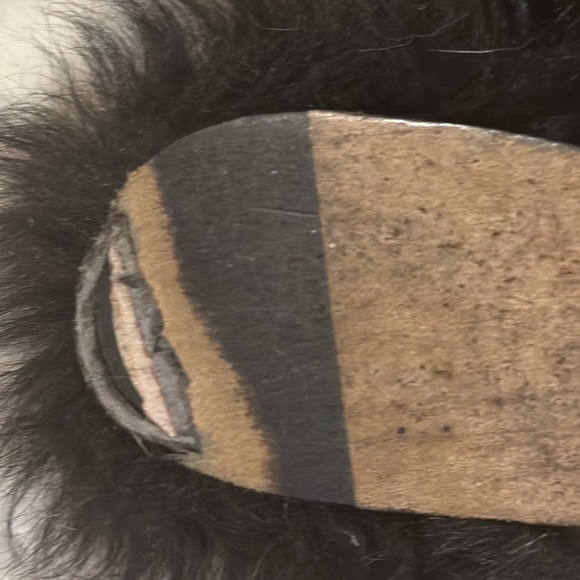 Gucci Leather Mules with Fur Slippers - Picture 5 of 7